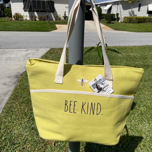 RAE DUNN Bee Kind Insulated Tote Bag - Picture 2 of 15